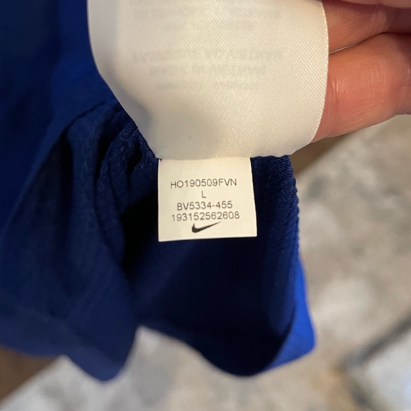 Nike Workout Top - Picture 4 of 4